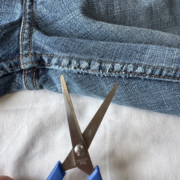 Old Navy Women's Vintage Y2K Denim Low-Waist Bootcut Jeans 10R Festival Rodeo - Picture 9 of 14